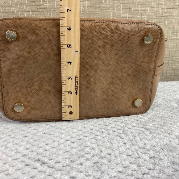 Michael Kors Greenwich Large Saffiano Leather Grab Bag Satchel Crossbody Tan - Picture 10 of 15